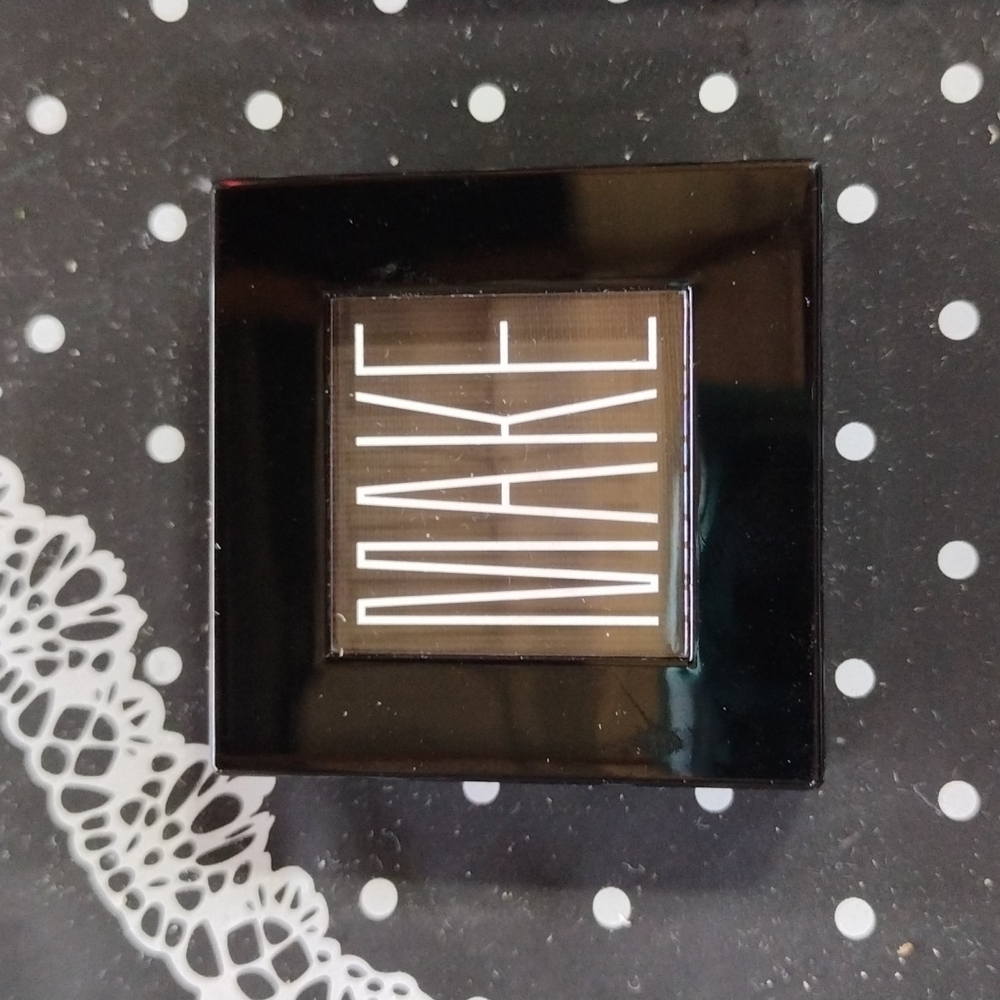 Make brands eyeshadow